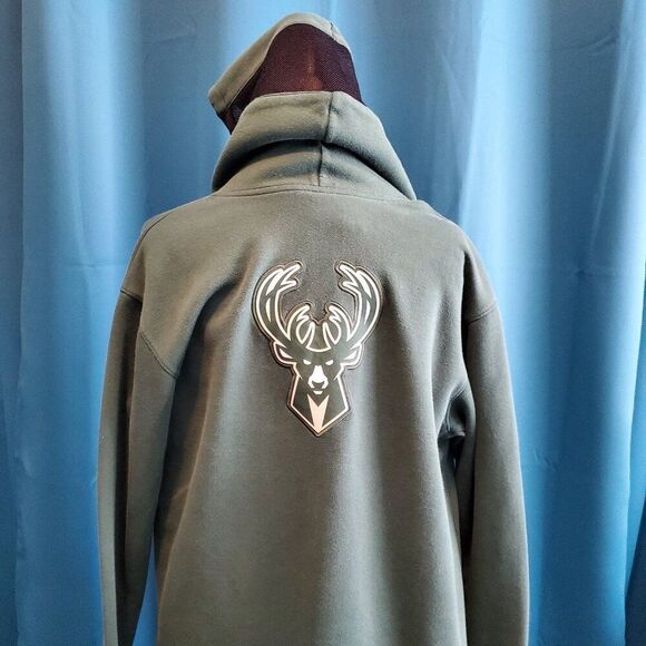 NBA Milwaukee BUCKS sweatshirt w/Mesh in hood - size XL - Picture 1 of 6